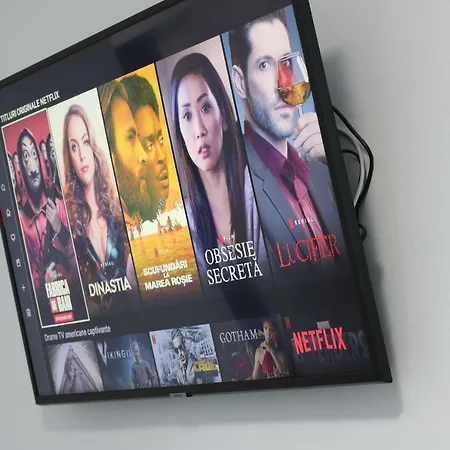 Luxury Olimpia Studio In Bucharest, With Netflix App-3