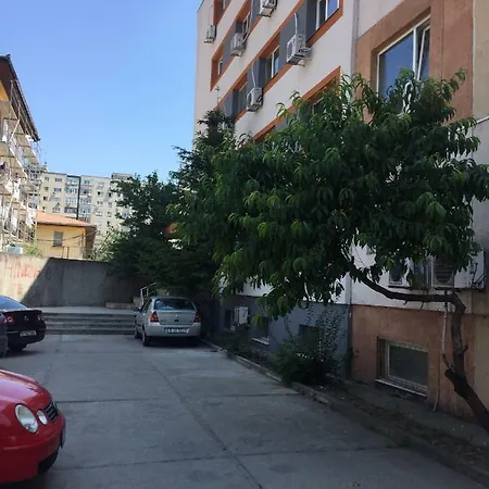 Kenzia Prive-3