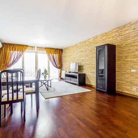 Incity Premium Garden Stay-Central Apartments &Private Terrace-3