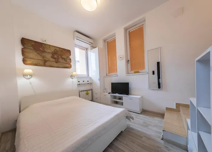 New Charming Studio Bucureşti