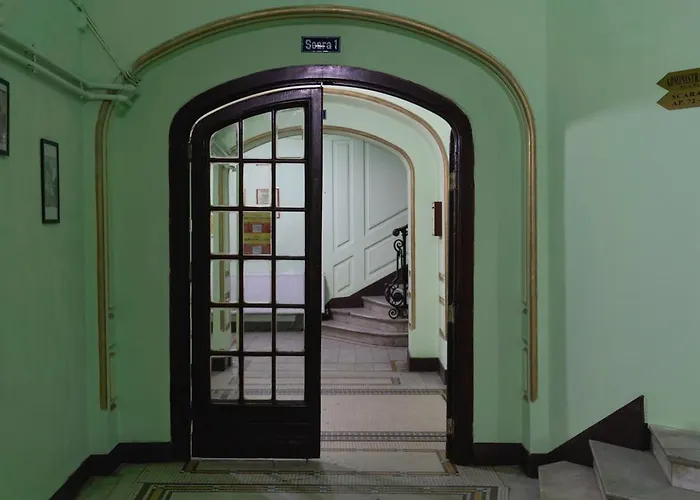 Live Bucharest Apartment