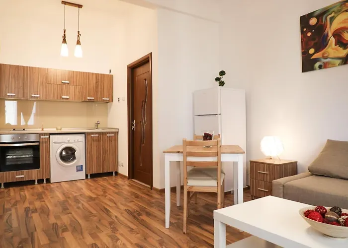 Ultracentral Apartament With Balcony - Old Town Bucureşti