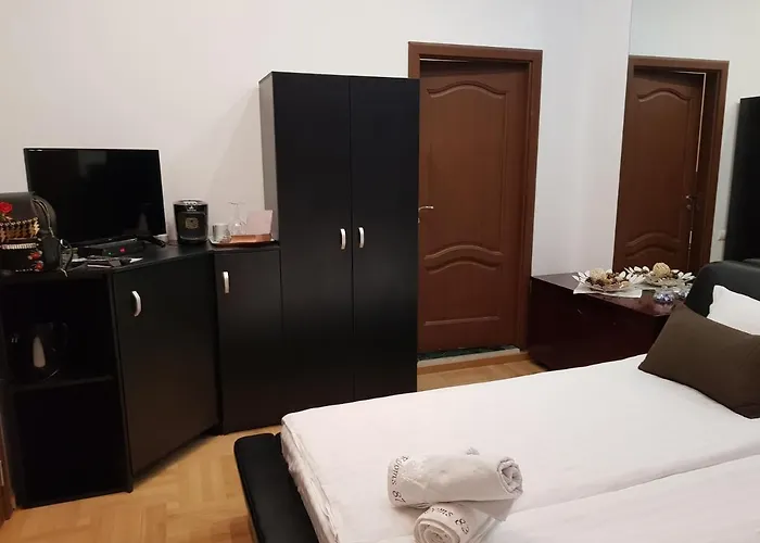 Ground Floor Mega Mall National Arena Monza Bucureşti