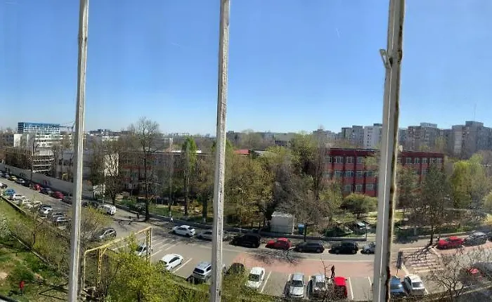 Les Garcons I Adi - Spacious View Studio Near Metro Bucureşti