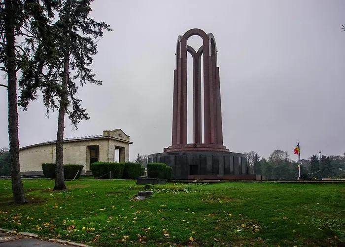 Between Parks - King Bed - Central - Football Field Bucureşti