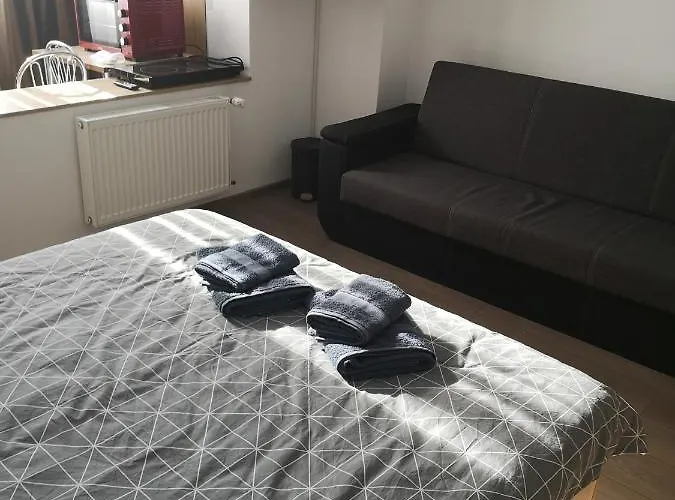 Gara Dinu Apartment Bucureşti