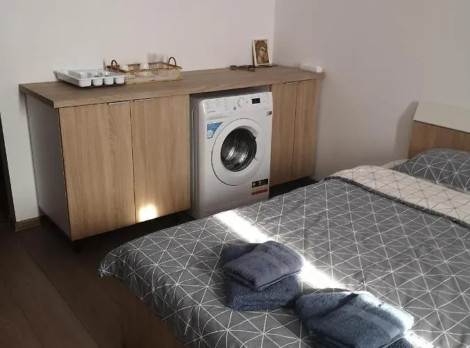 Gara Dinu Apartment Bucureşti