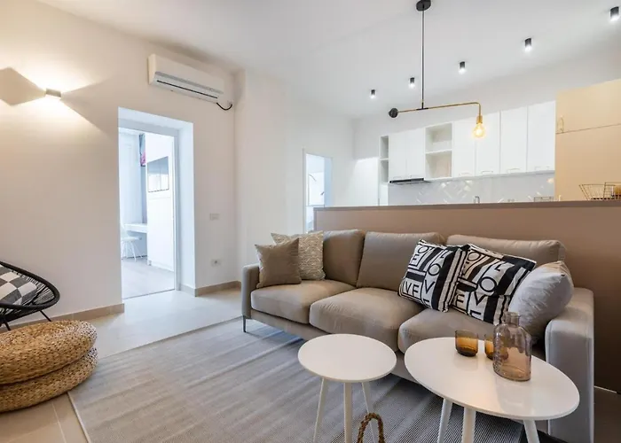 Fabulous Apartament With View In Calea Victoriei Bucureşti