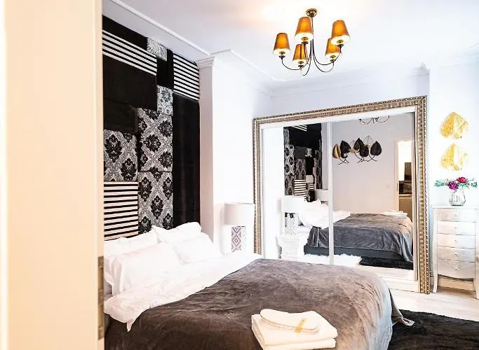 The Artist - Ultracentral Designer Apartment Bucureşti