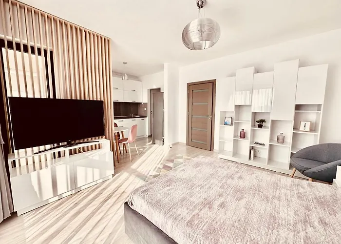 At The Top Plaza Studio Bucureşti
