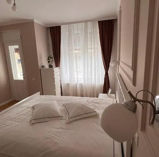 Charming Place Cotroceni Bucureşti