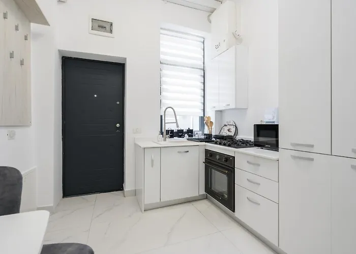 Sunset-Apartment Bucureşti