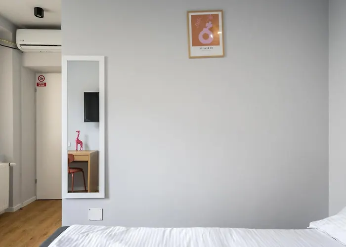 Cute Central Apartments In Villa Bucureşti