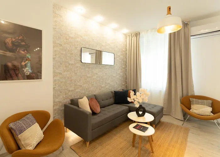 Ideal Stay: Spacious 2BR Apt near Calea Victoriei Bucureşti
