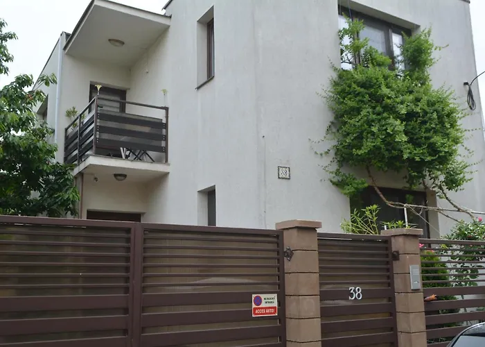 Villa 38 Silviu Apartment Bucureşti