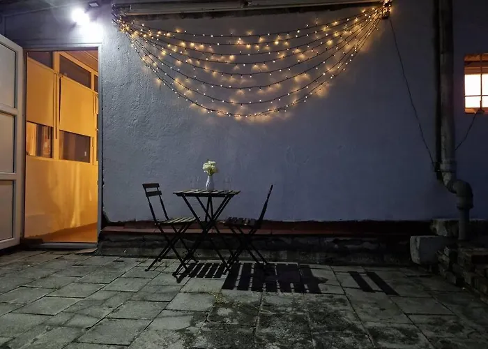 Charming Apartment With Private Terrace Bucureşti