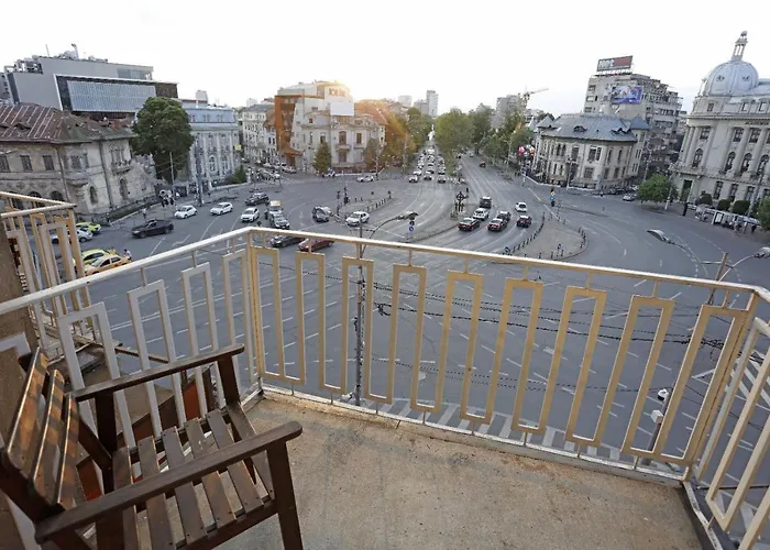 2 Bedroom Apartment With Amazing View In City Center Bucureşti
