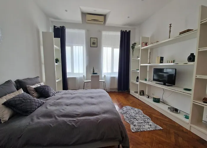Boheme Cismigiu Studio Bucureşti