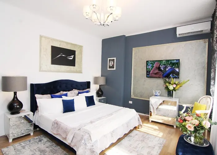 KAS 1Bd apartment unique central Unirii Bucureşti