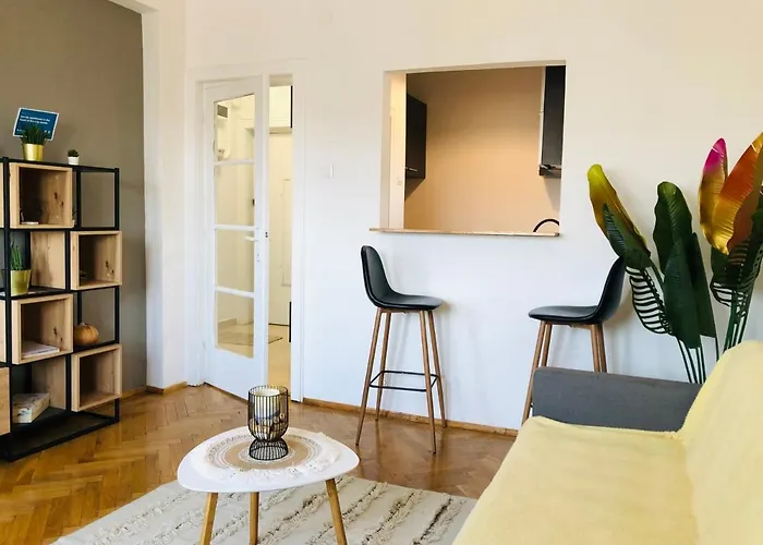 Lovely Studio Bucureşti