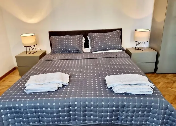 Cozy Apartment Near City Center Bucureşti