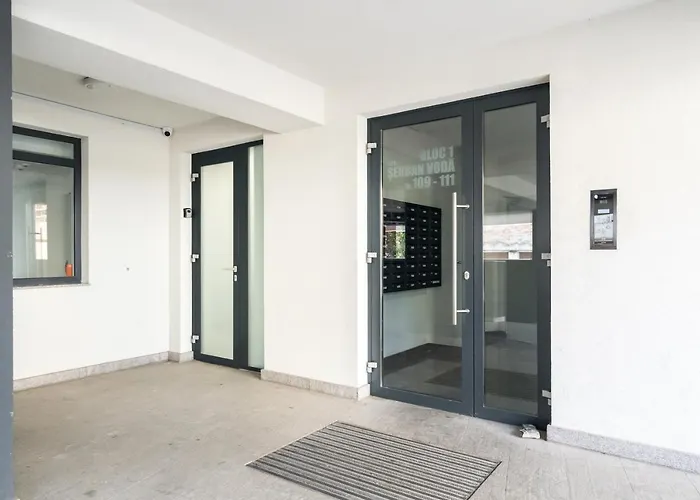 Escape-Unirii New house with parking Apartment Bucureşti