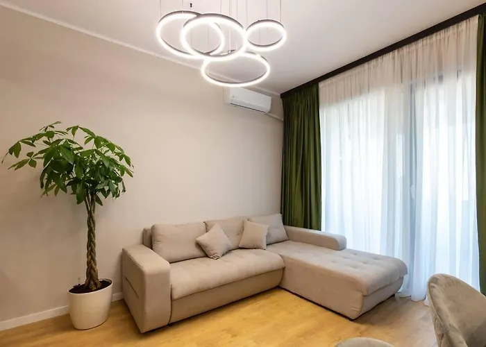 Elegant 2 Bedroom Retreat Bucureşti