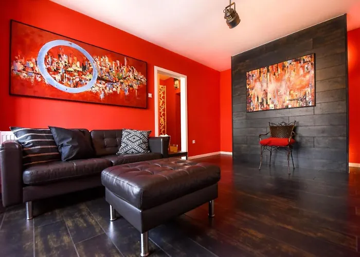 Downtown Oasis: Central Apartments With Cozy Charm Bucureşti