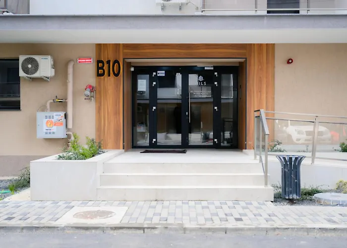 Charming Hideaway Inspired By El Profesor'S Intrigue Apartment Bucureşti