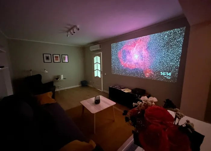 Stylish Apartment With Video Projector Bucureşti