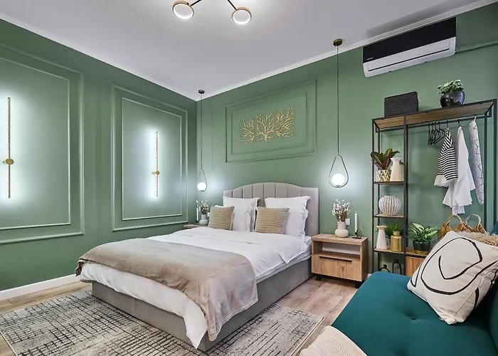 Cozy Green House Bucureşti