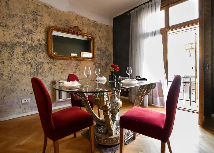 Brancovenian Wonder - 3Br Apartment Near Cismigiu Park Bucureşti