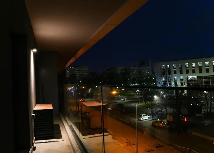 Sandra - Park-View Apt Near Obor Market & Metro Station Bucureşti