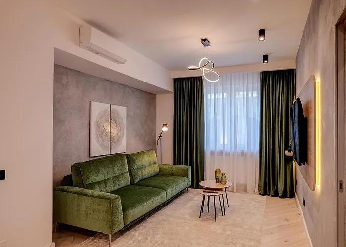 Chanttal Luxury - Boutique Bucureşti