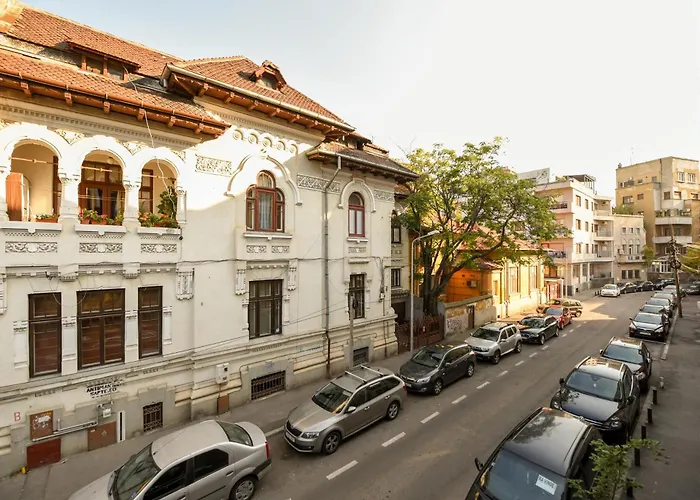 Brancovenian Wonder - 3Br Apartment Near Cismigiu Park Bucureşti