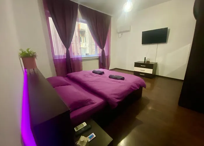 Charming Cozy 2Br Ultracentral Old Town Bucureşti