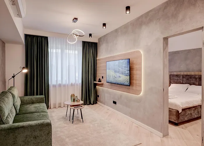 Chanttal Luxury - Boutique Bucureşti