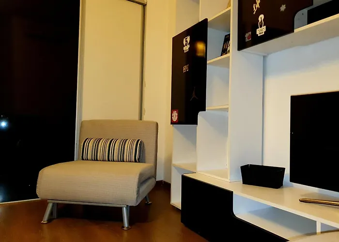 Romana Square Apartment Near Old Town - Ultracentral Location Bucureşti