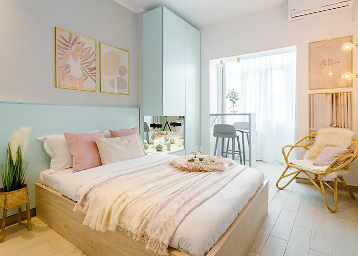 Downtown Studios - Your Modern Escape Near Ateneul Roman Bucureşti
