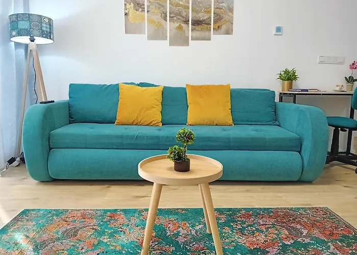 Sunshine - New & Quiet 1Br Apt, Business Area, Close To Airport, Highway A3, Subway Bucureşti
