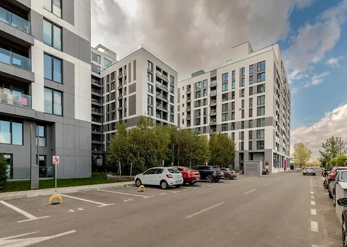Infinite Horizons - Modern Living In North Business District Apartment Bucureşti