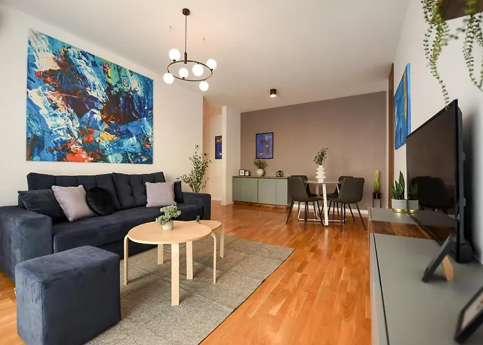 Ultimate Living Experience - Modern Accommodation & Free Parking Near Romexpo Bucureşti