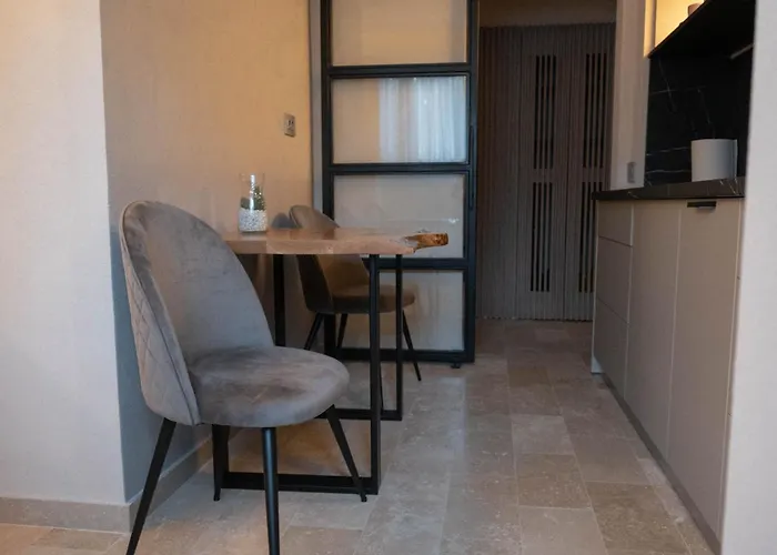 Cosy 2 Rooms Apartment In The Center Of The City Bucureşti