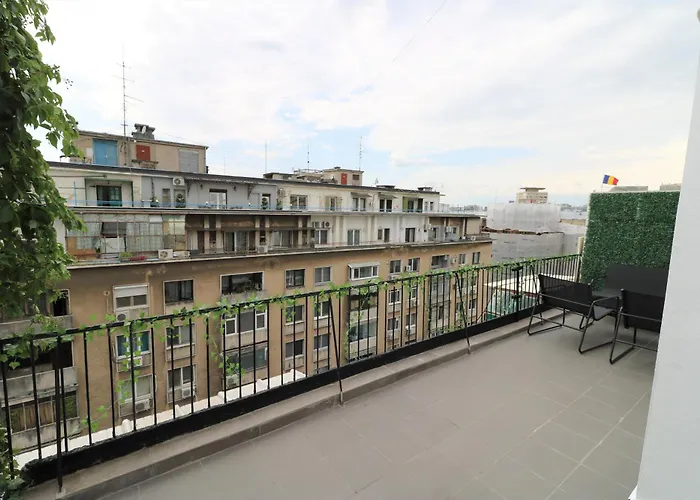 Deluxe Skyline Retreat Studio - Old Town Bucureşti