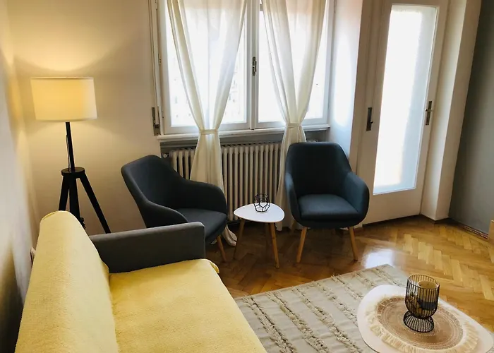 Lovely Studio Bucureşti