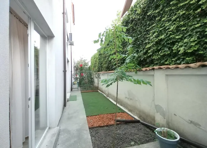 Kira Apartment Bucureşti