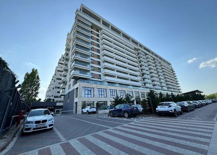 Central Address Towers By Glam Apartments Bucharest With Parking