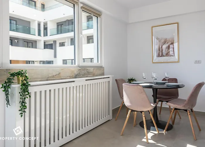 Central Spacious Apartment 1022 Bucureşti