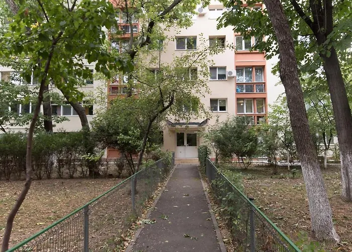 Red Apartment Bucureşti