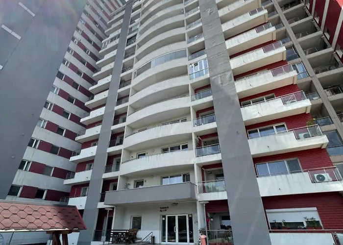 Malachite Urban Gem - Skyline Terrace Oasis Bucureşti